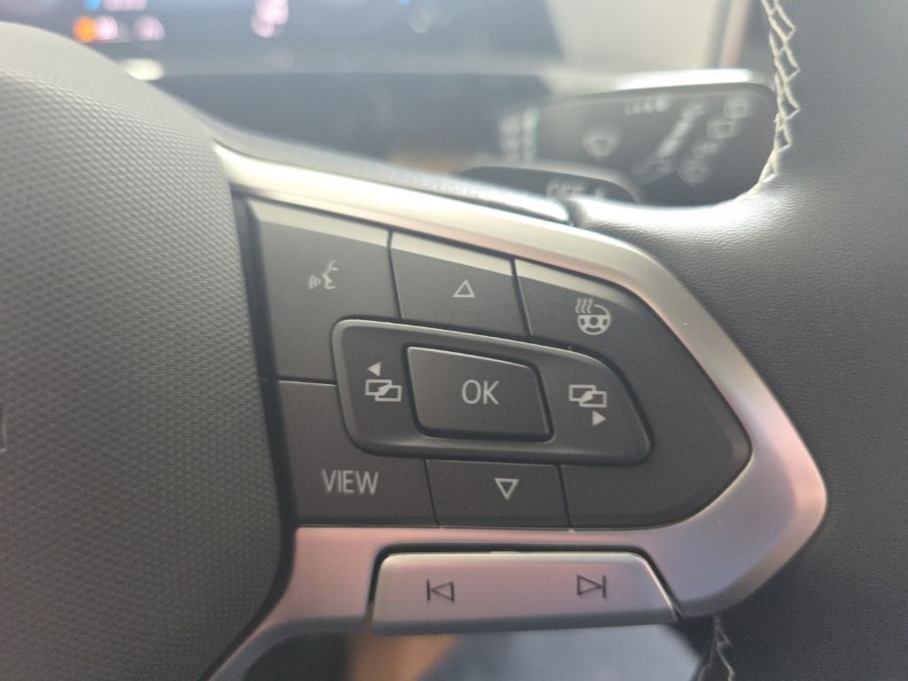 2026 Volkswagen Atlas Cross Sport SE w/Technology