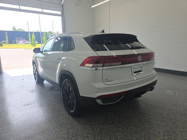 2026 Volkswagen Atlas Cross Sport SE w/Technology