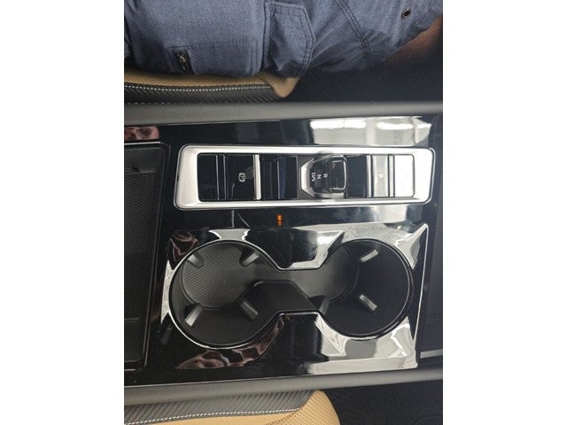 2026 Volkswagen Atlas Cross Sport SE w/Technology