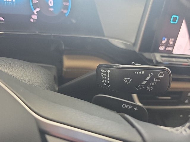 2026 Volkswagen Atlas Cross Sport SE w/Technology