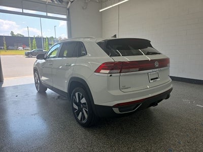 2026 Volkswagen Atlas Cross Sport 2.0T SE w/Technology