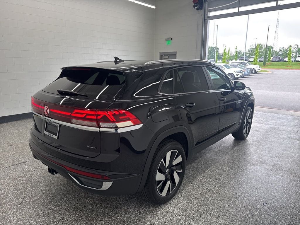 2026 Volkswagen Atlas Cross Sport 2.0T SE w/Technology