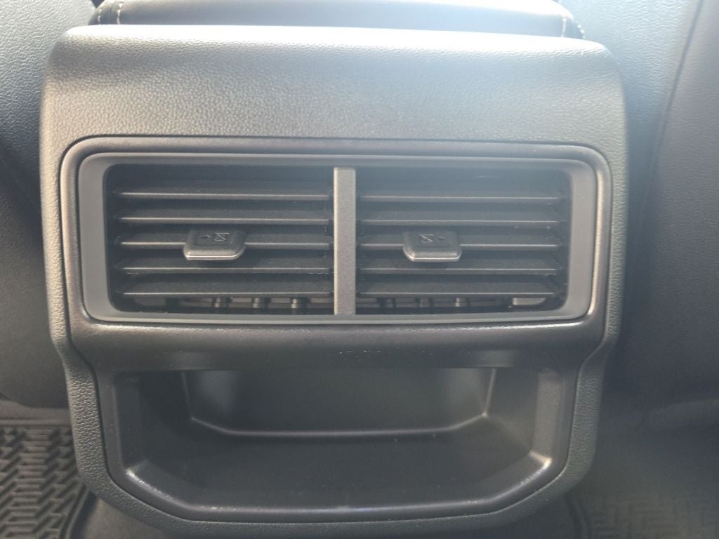2026 Volkswagen Atlas Cross Sport SE w/Technology