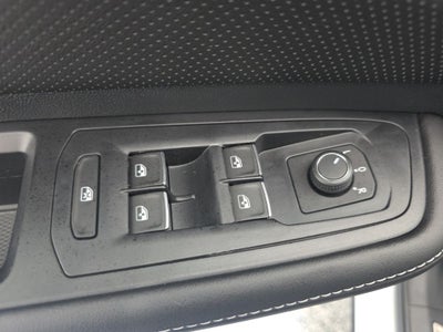 2026 Volkswagen Atlas Cross Sport SE w/Technology