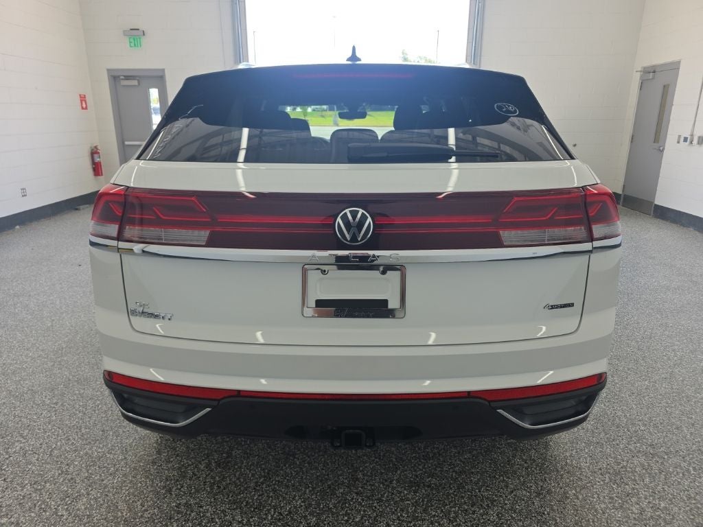 2026 Volkswagen Atlas Cross Sport SE w/Technology