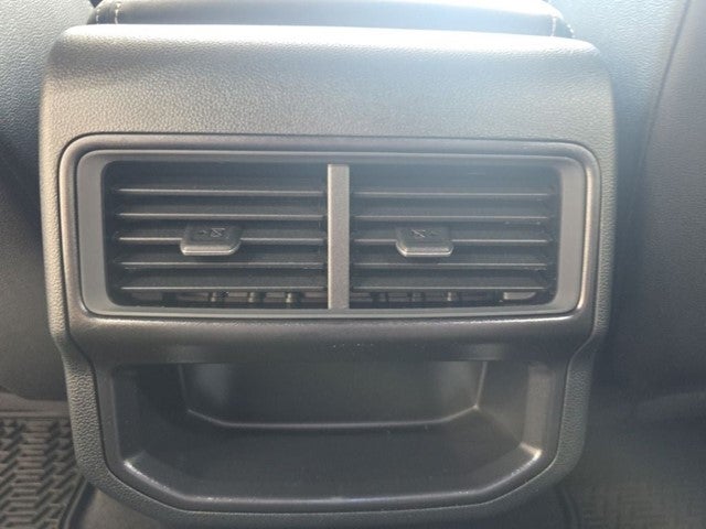 2026 Volkswagen Atlas Cross Sport SE w/Technology