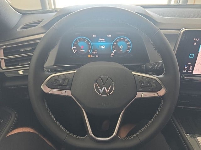 2026 Volkswagen Atlas Cross Sport SE w/Technology
