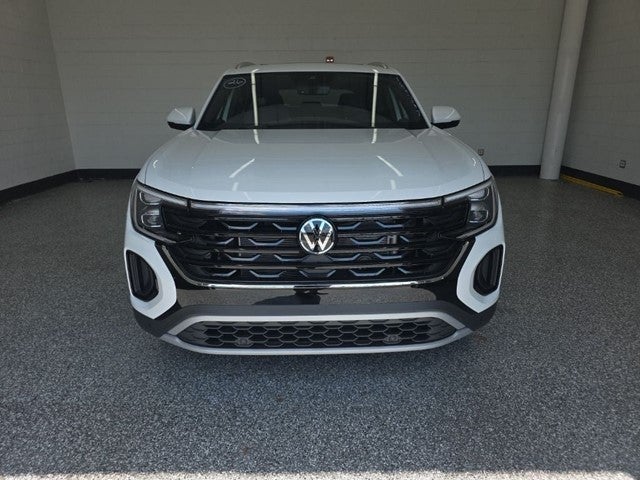 2026 Volkswagen Atlas Cross Sport SE w/Technology