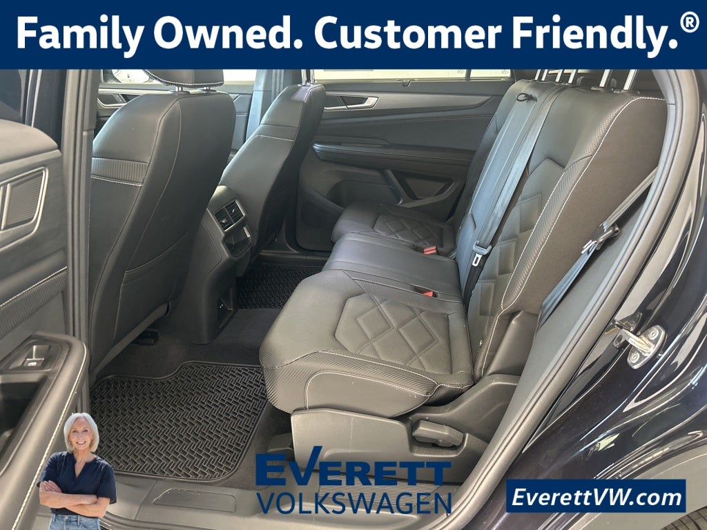 2025 Volkswagen Atlas Cross Sport 2.0T SE w/ Technology