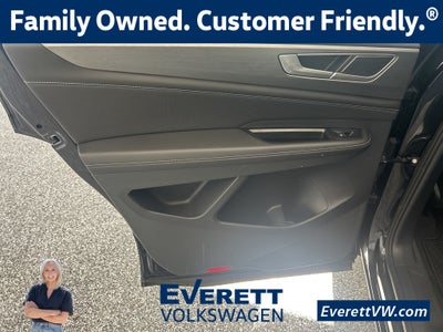 2025 Volkswagen Atlas Cross Sport 2.0T SE w/ Technology