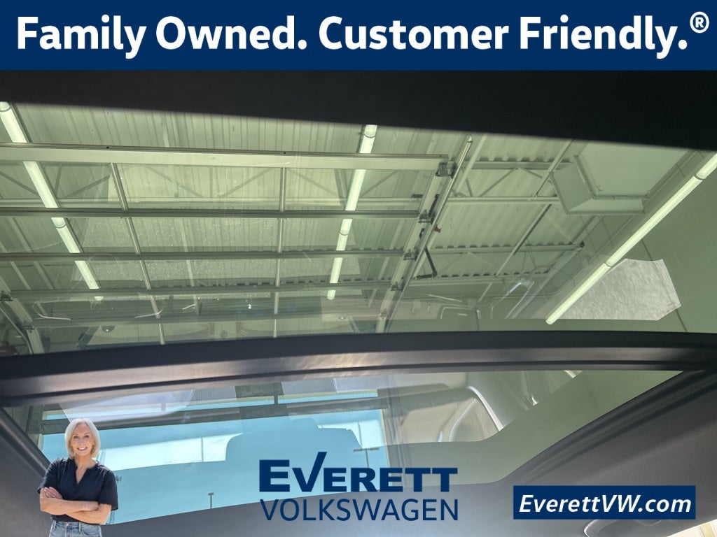 2025 Volkswagen Atlas Cross Sport 2.0T SE w/ Technology