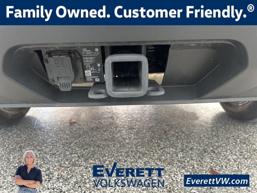 2025 Volkswagen Atlas Cross Sport 2.0T SE w/ Technology