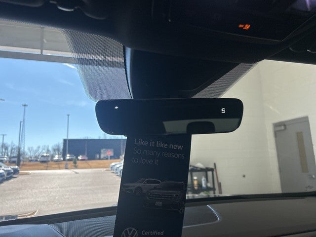 2025 Volkswagen Atlas Cross Sport 2.0T SE w/ Technology