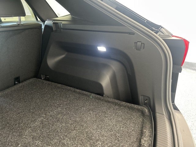 2025 Volkswagen Atlas Cross Sport 2.0T SE w/ Technology