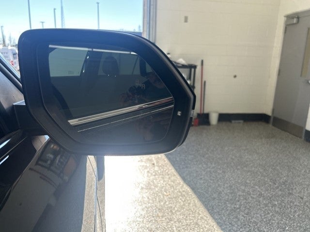 2025 Volkswagen Atlas Cross Sport 2.0T SE w/ Technology