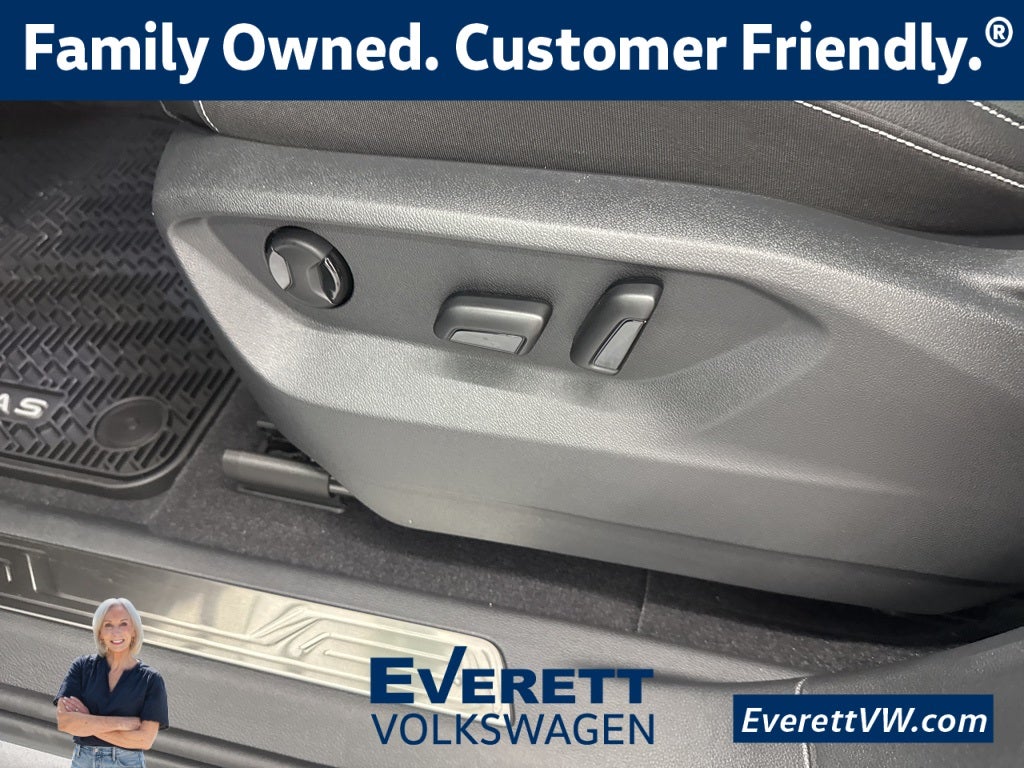 2026 Volkswagen Atlas 2.0T SE w/ Technology