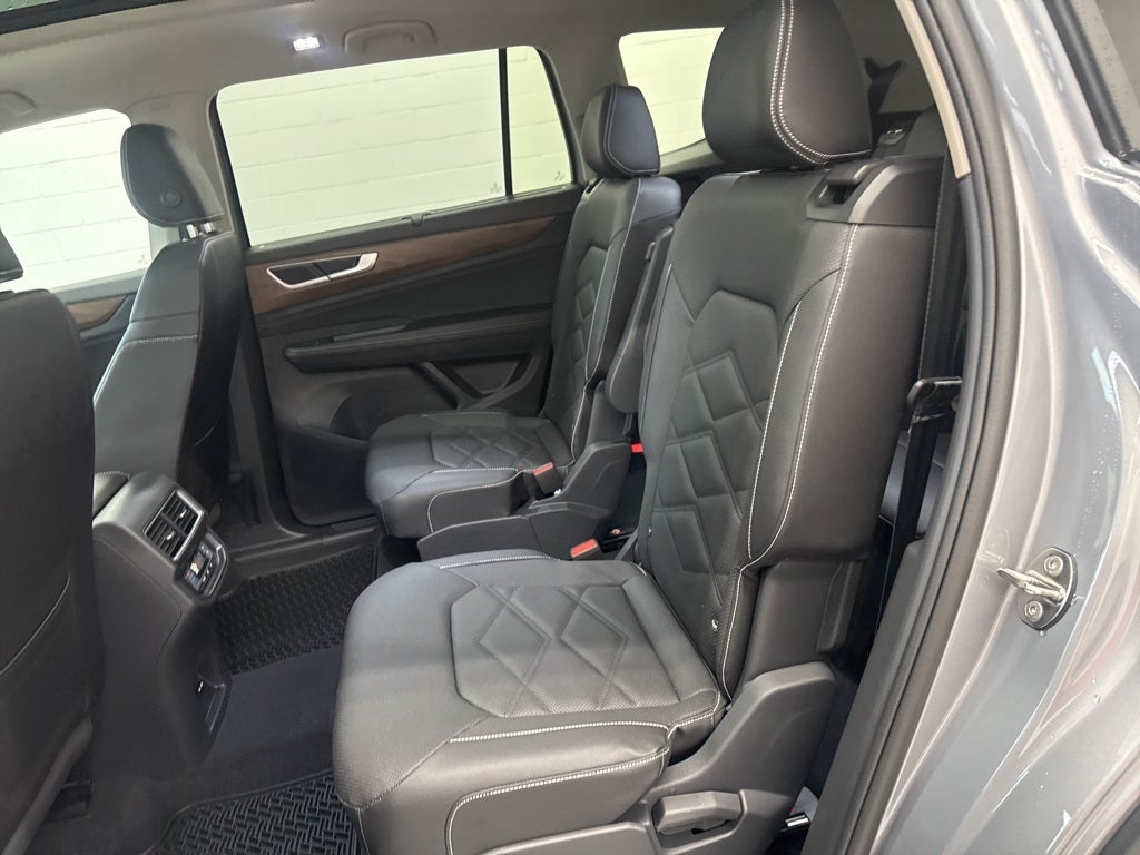 2026 Volkswagen Atlas 2.0T SE w/ Technology