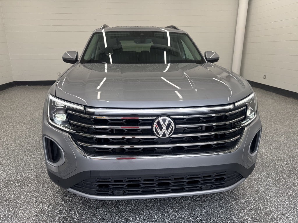 2026 Volkswagen Atlas 2.0T SE w/ Technology