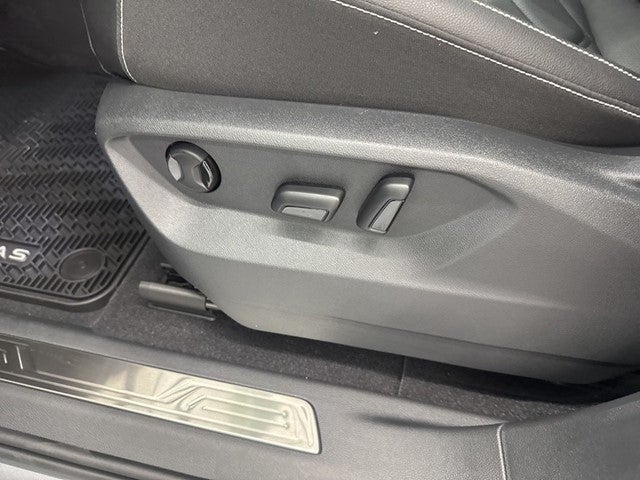 2026 Volkswagen Atlas 2.0T SE w/ Technology