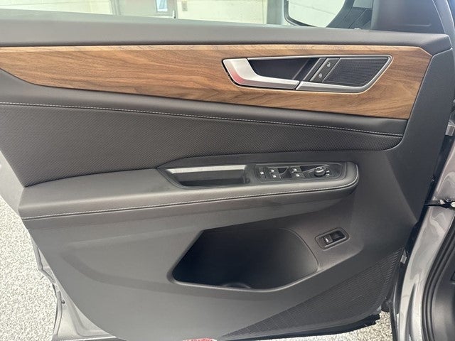 2026 Volkswagen Atlas 2.0T SE w/ Technology