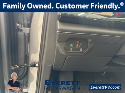 2026 Volkswagen Atlas 2.0T SE w/ Technology