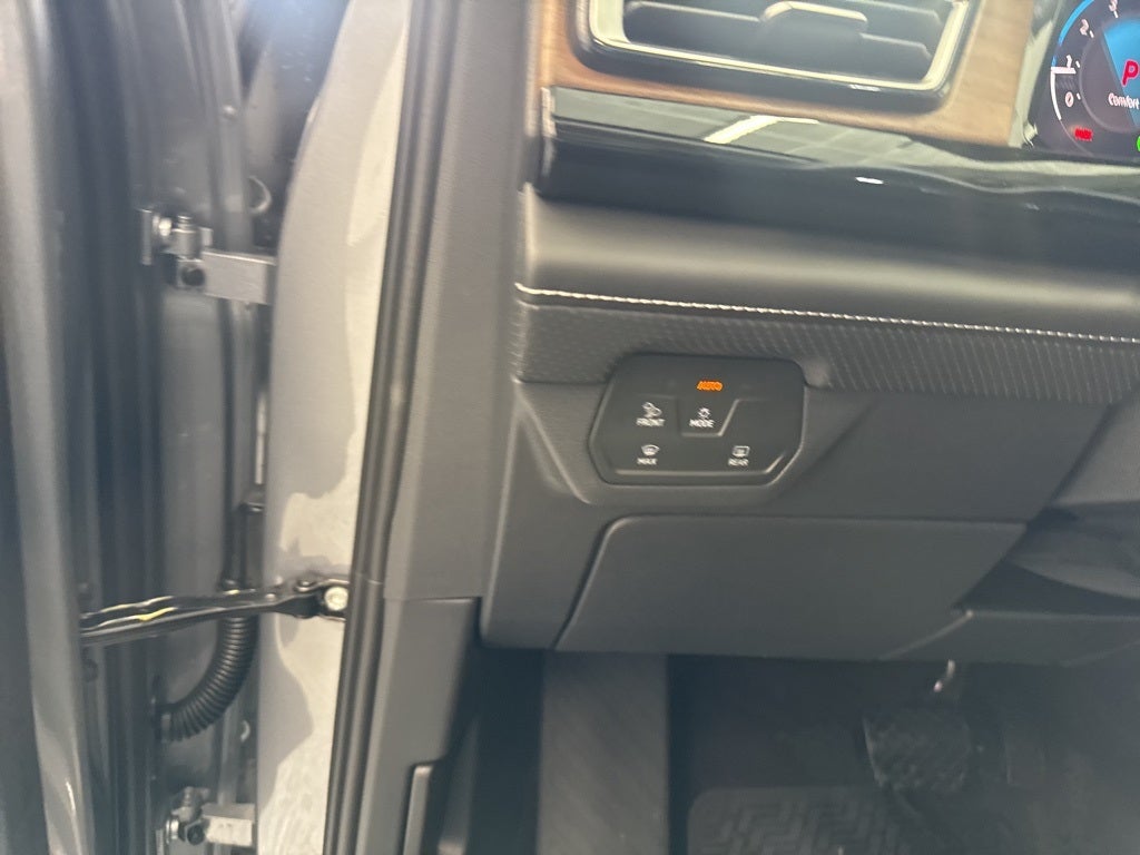 2026 Volkswagen Atlas 2.0T SE w/ Technology