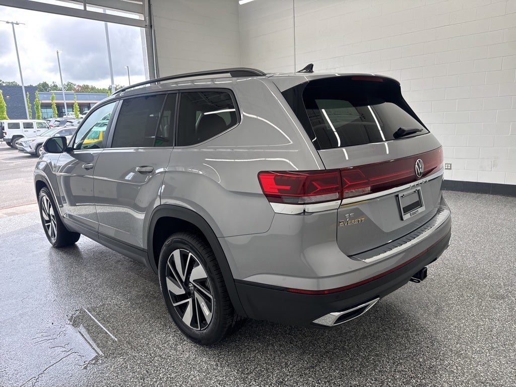 2026 Volkswagen Atlas 2.0T SE w/ Technology