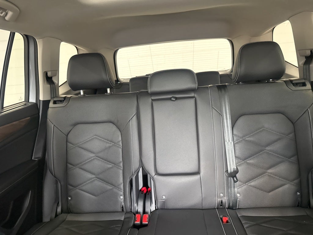 2026 Volkswagen Atlas 2.0T SE w/ Technology