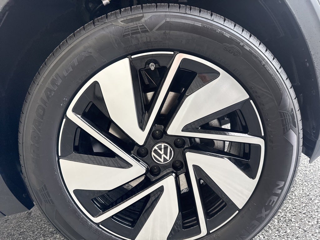 2026 Volkswagen Atlas 2.0T SE w/ Technology