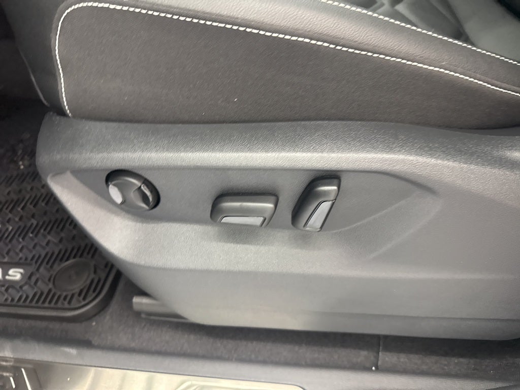 2026 Volkswagen Atlas 2.0T SE w/ Technology