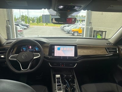 2026 Volkswagen Atlas 2.0T SE w/ Technology