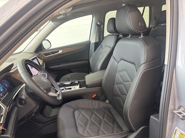 2026 Volkswagen Atlas 2.0T SE w/ Technology