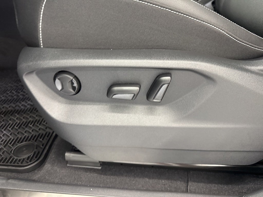 2026 Volkswagen Atlas 2.0T SE w/ Technology