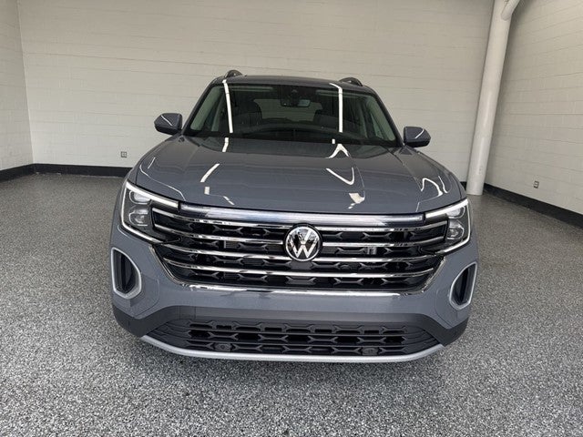 2026 Volkswagen Atlas 2.0T SE w/ Technology