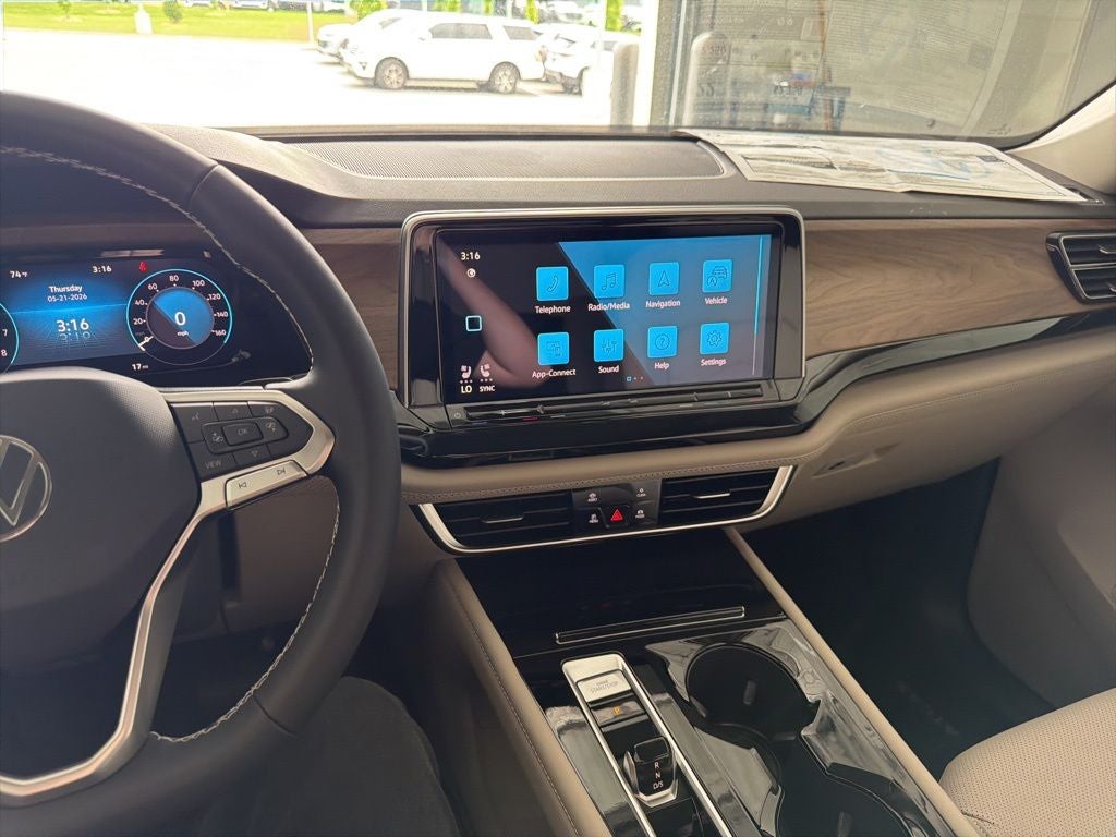 2026 Volkswagen Atlas 2.0T SE w/Technology