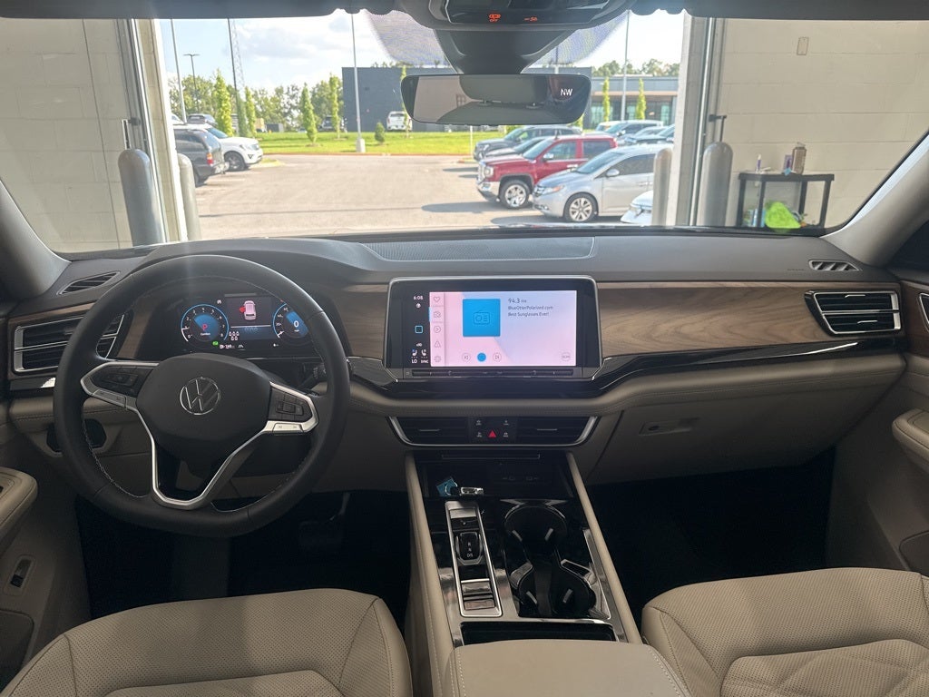 2026 Volkswagen Atlas 2.0T SE w/ Technology
