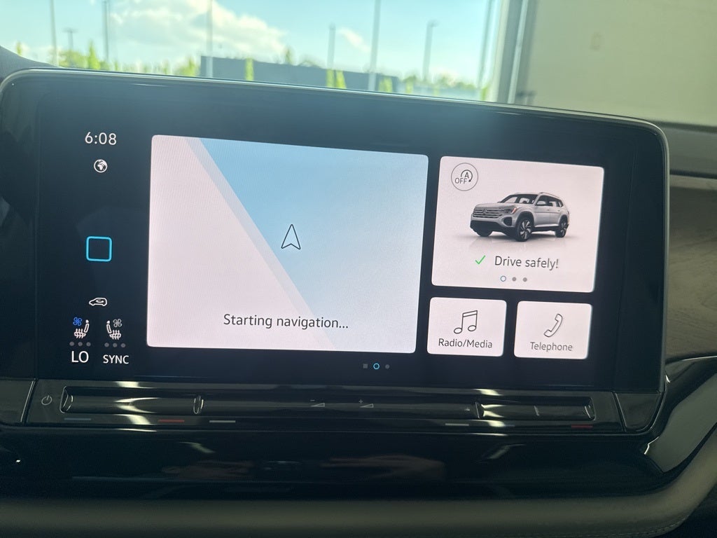 2026 Volkswagen Atlas 2.0T SE w/ Technology