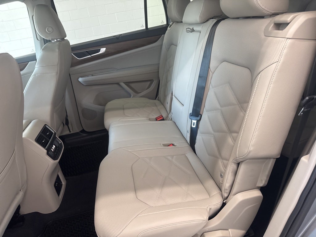 2026 Volkswagen Atlas 2.0T SE w/ Technology