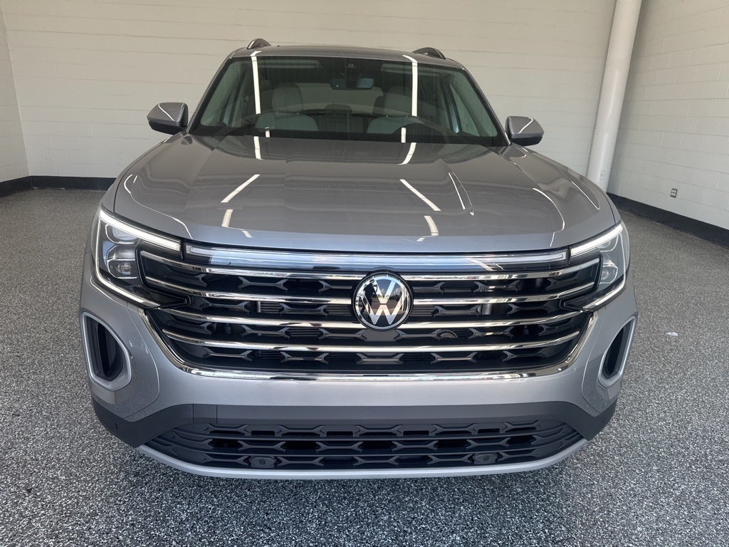 2026 Volkswagen Atlas 2.0T SE w/ Technology