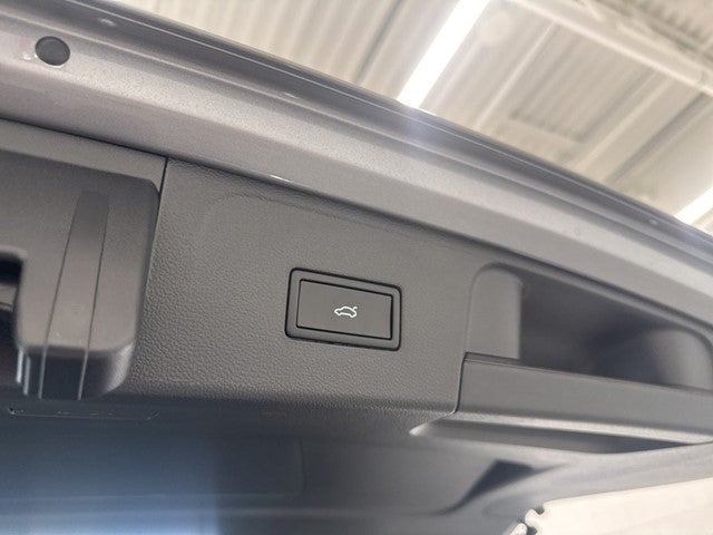 2026 Volkswagen Atlas 2.0T SE w/ Technology