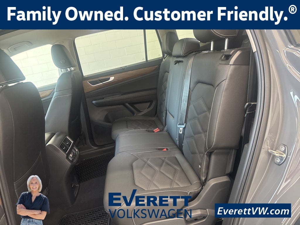 2026 Volkswagen Atlas 2.0T SE w/ Technology