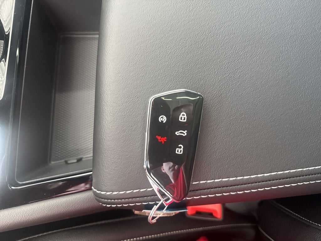 2026 Volkswagen Atlas 2.0T SE w/ Technology