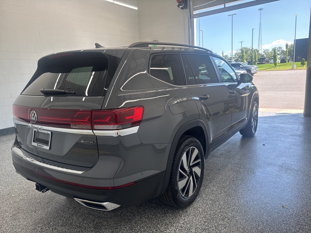 2026 Volkswagen Atlas 2.0T SE w/ Technology