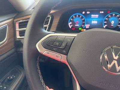 2026 Volkswagen Atlas 2.0T SE w/ Technology