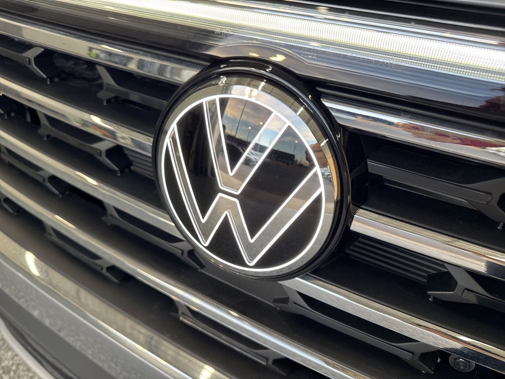 2026 Volkswagen Atlas 2.0T SE w/ Technology