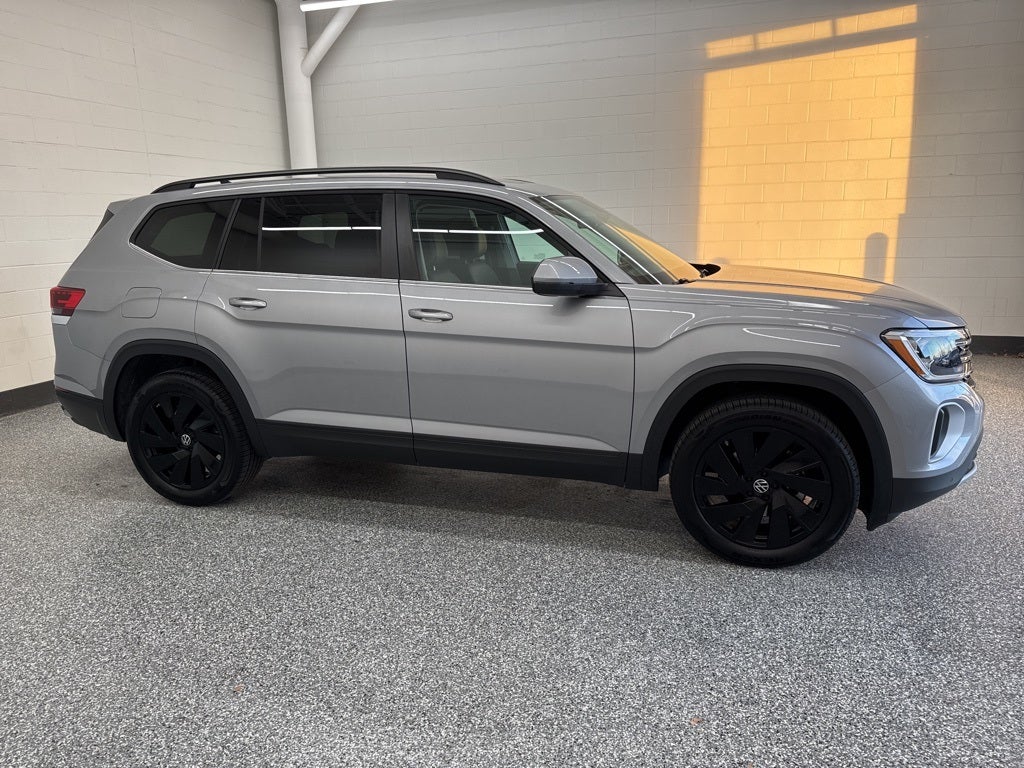 2026 Volkswagen Atlas 2.0T SE w/ Technology