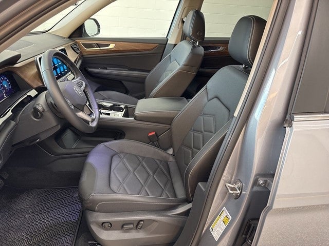 2026 Volkswagen Atlas 2.0T SE w/ Technology