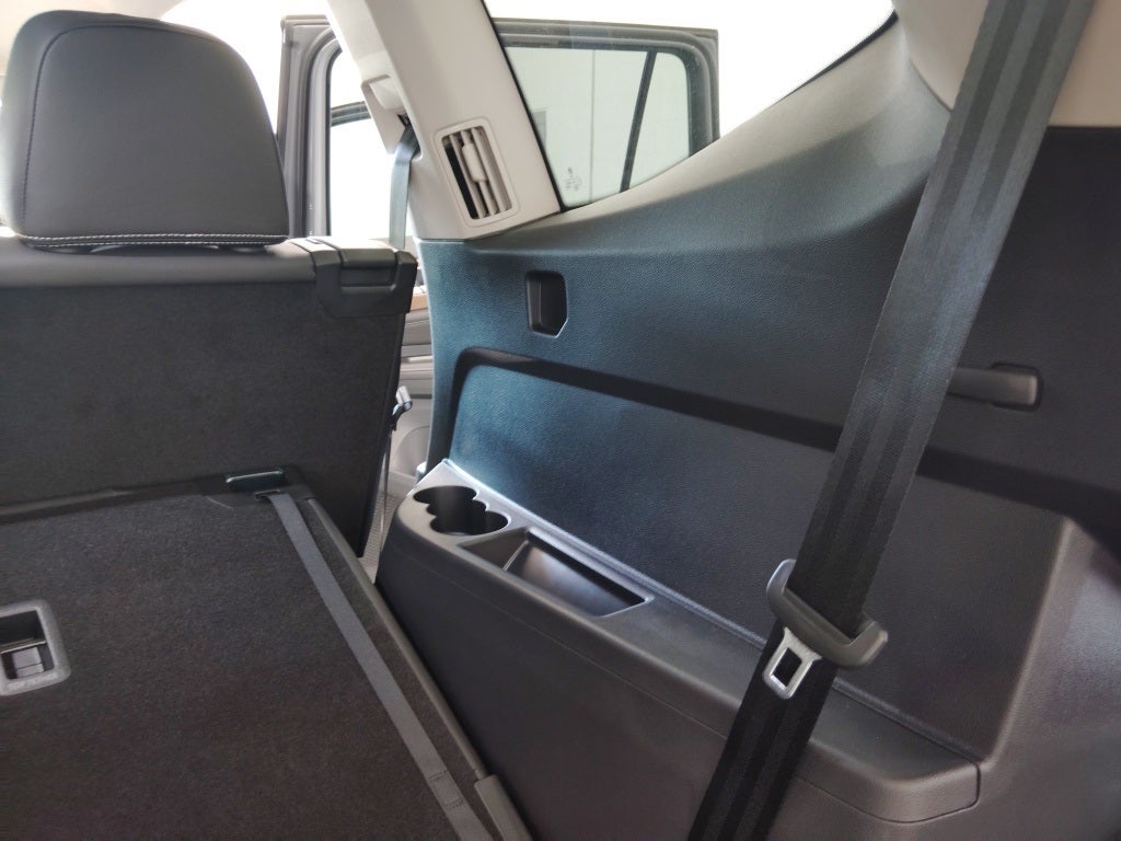 2026 Volkswagen Atlas 2.0T SE w/ Technology