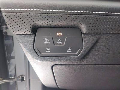 2026 Volkswagen Atlas 2.0T SE w/ Technology