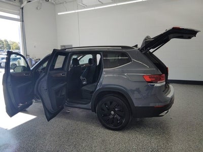2026 Volkswagen Atlas 2.0T SE w/ Technology